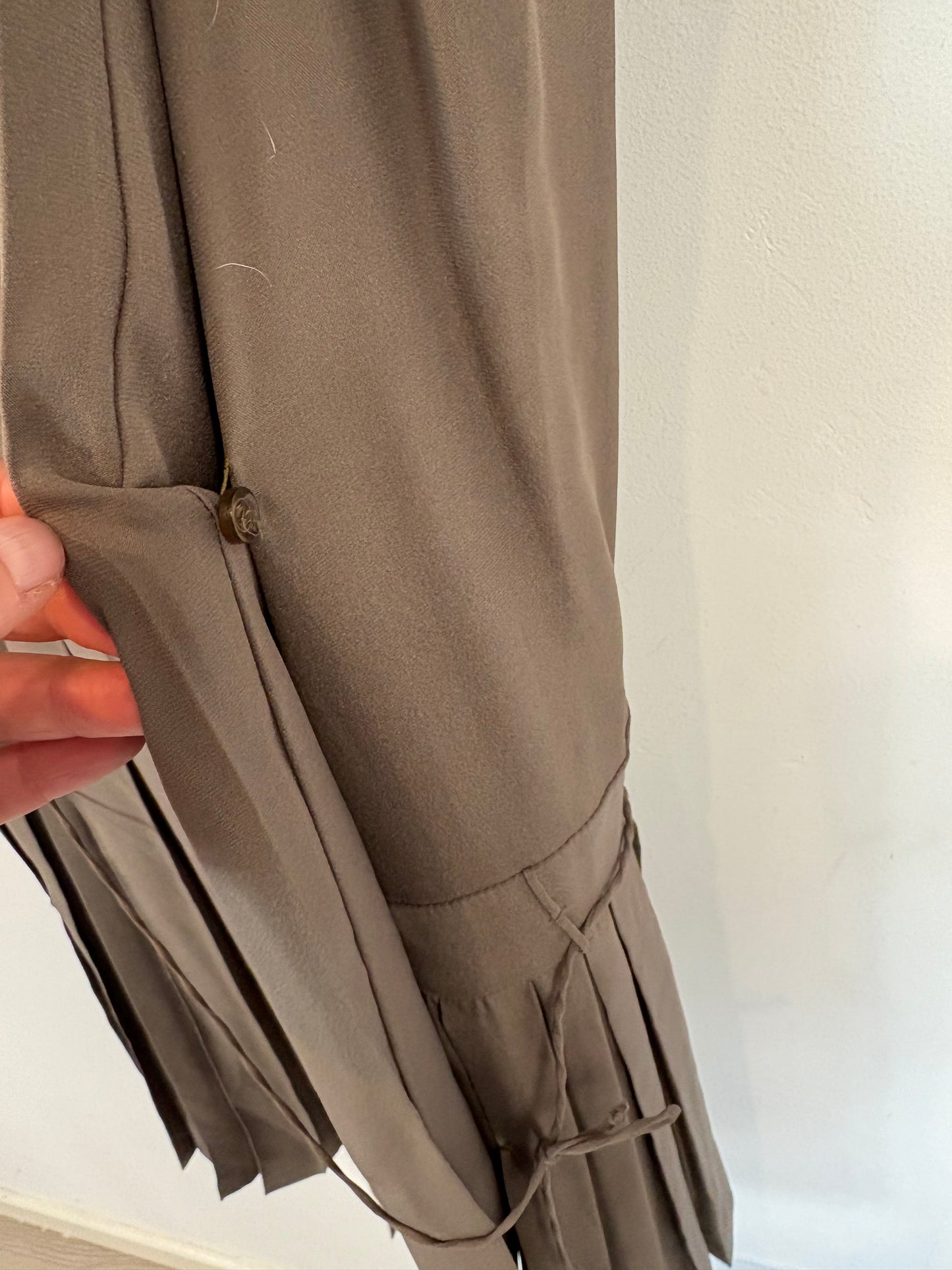 SPORTMAX. Vestido tablas caqui seda