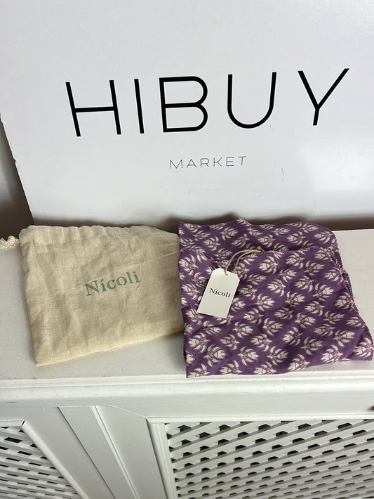 NICOLI. Pañuelo malva estampado