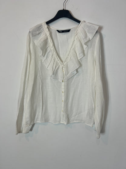 ZARA. Cotton blouse with ruffle detail. TS