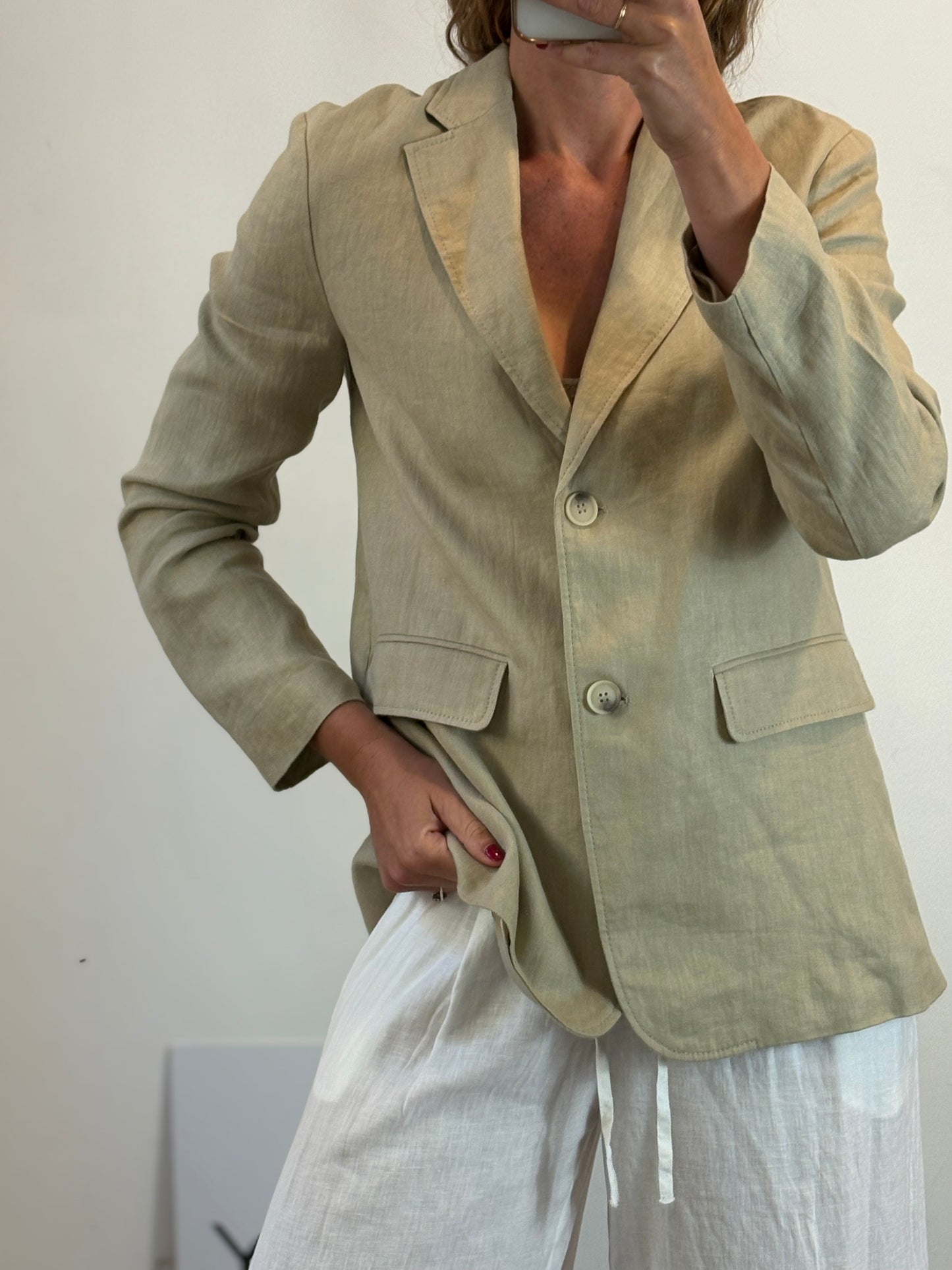 ZARA. Blazer beige lino