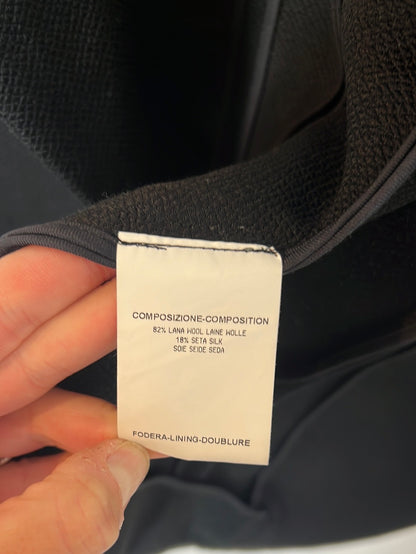 YVES SAINT LAURENT. Chaqueta/ top negro textura. T 38