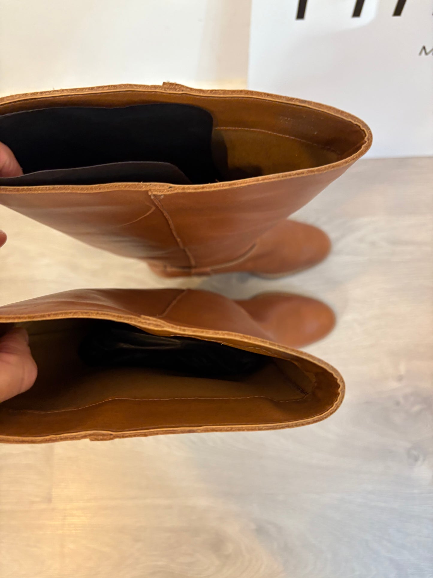 MANGO. Botas altas camel T.38