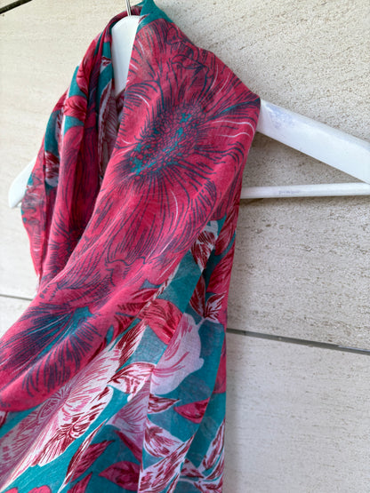 OTRAS. Pañuelo/pareo estampado