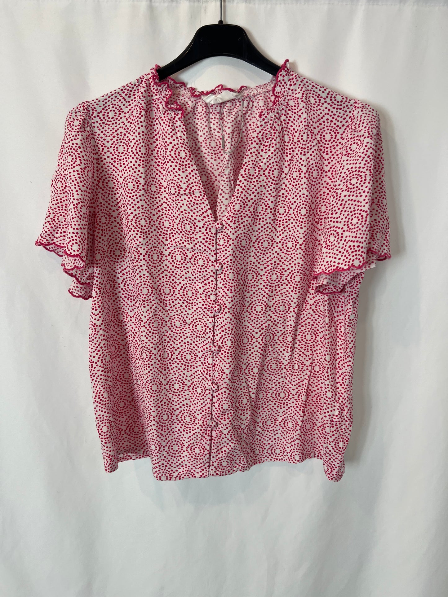 POLIN ET MOI. White blouse with rose print. TS