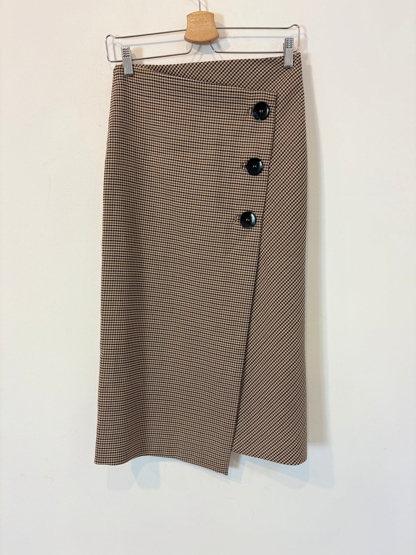 ZARA. Falda pata de gallo botones. T XS