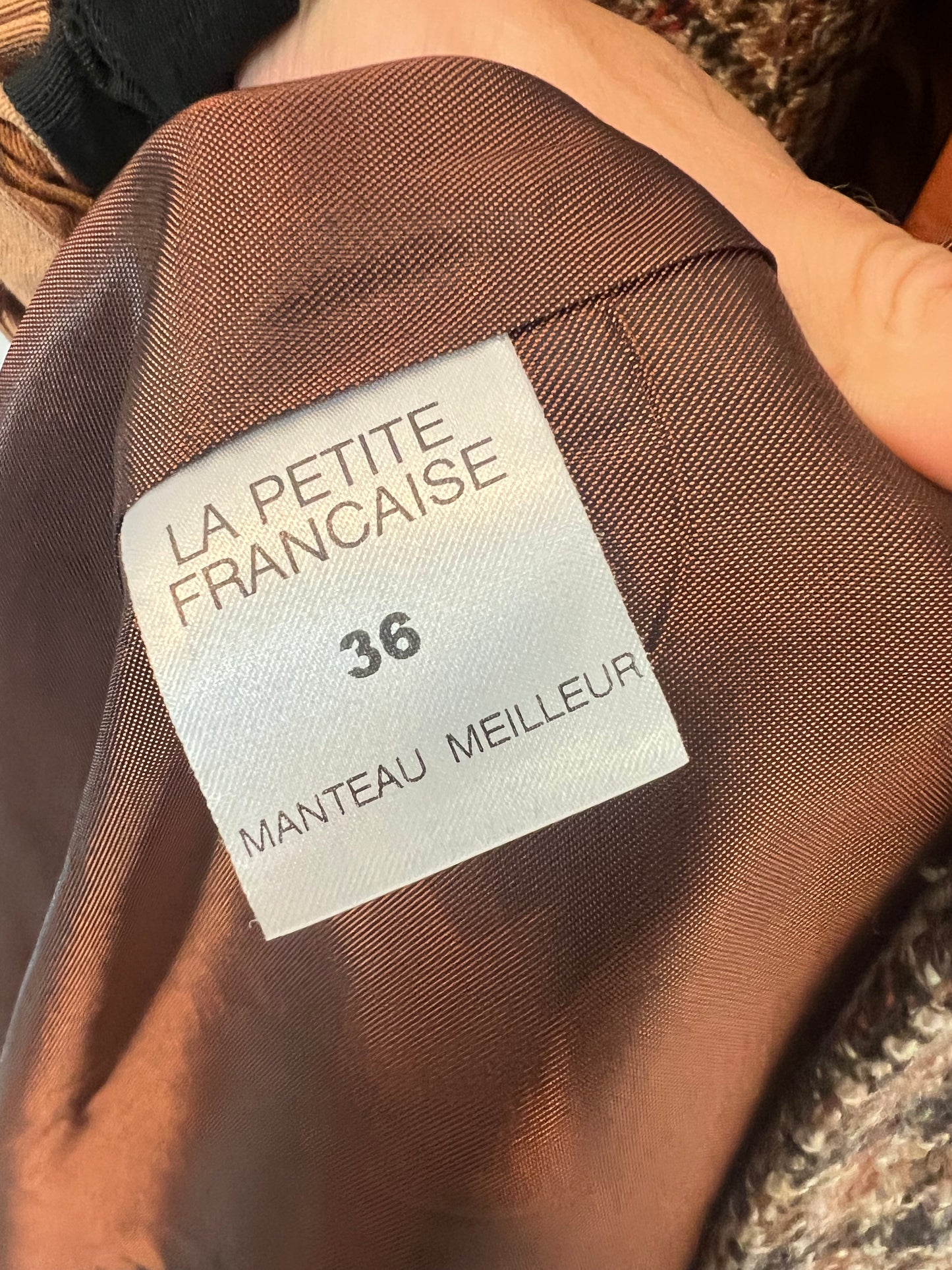 LA PETIT FRANCAISE. Abrigo lana cuadros. T 36