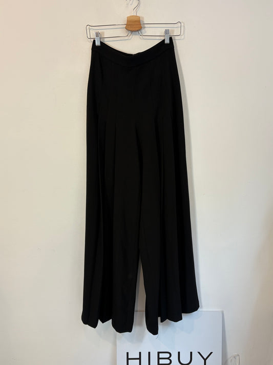 MASSIMO DUTTI. Pantalón negro fluido tablas