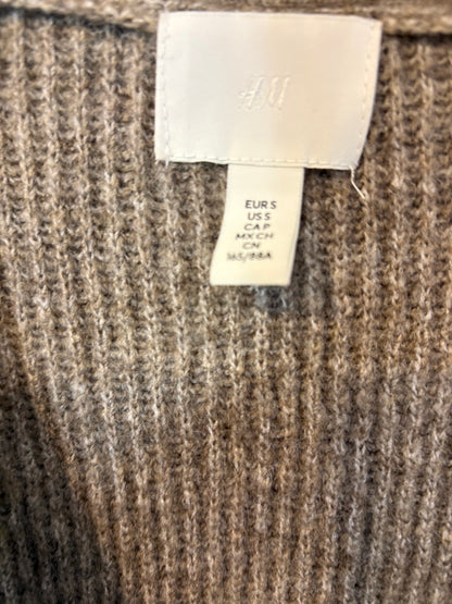 H&M. Cárdigan amplio marrón jaspeado