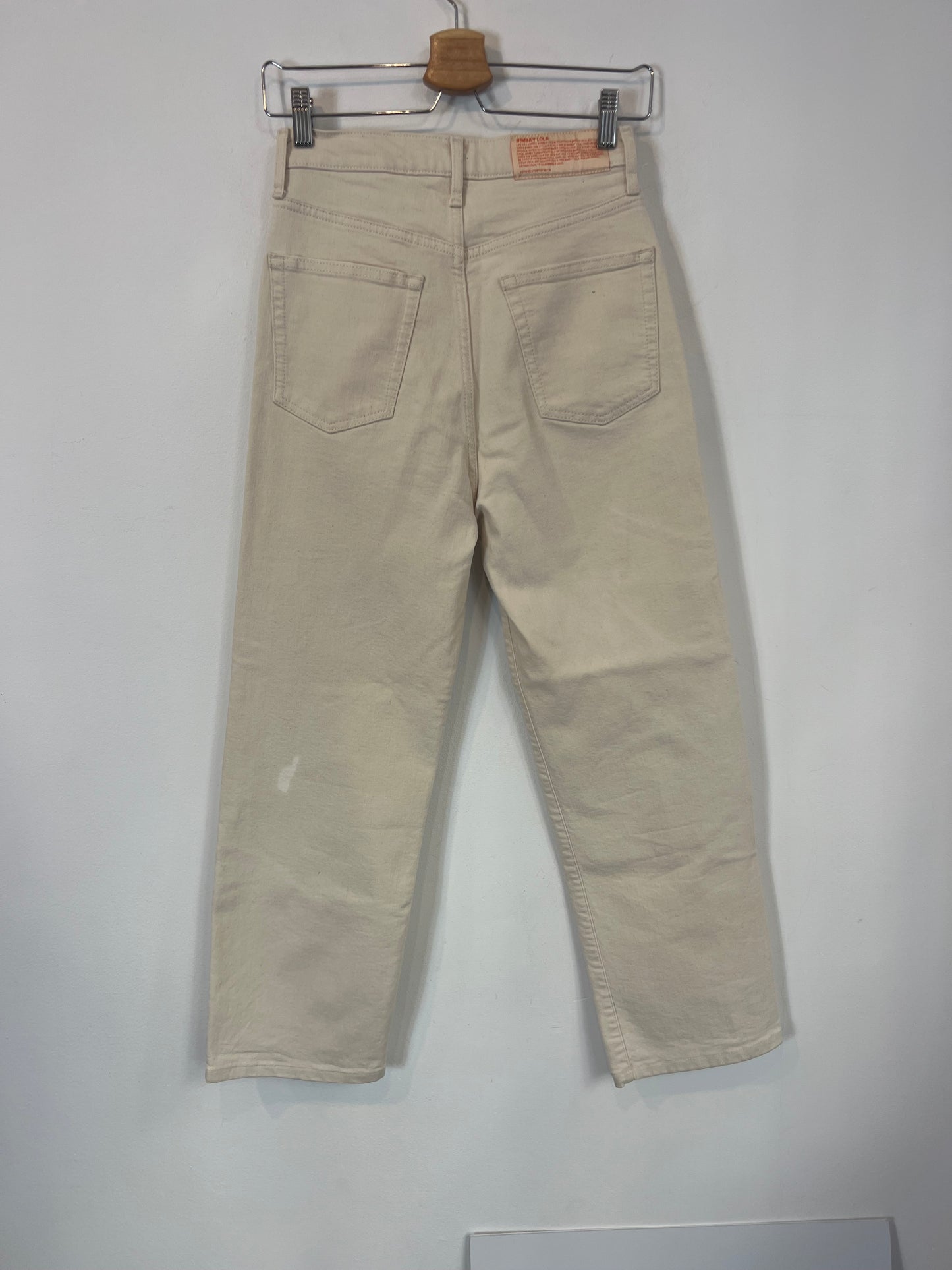 BIMBA Y LOLA. Straight-cut beige denim crop. Size 38 (S) Tara