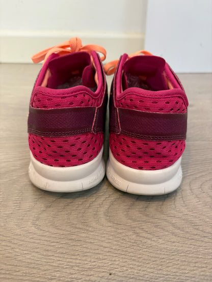 NIKE. Zapatillas modelo FREE 5.0.  T 38