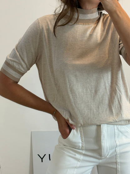 COS. Top punto beige T.l