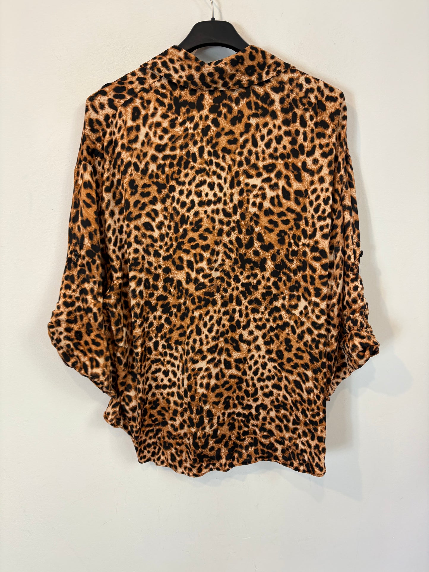 ZARA. Fluid animal print blouse. T.S.