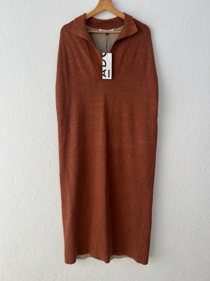 ADOLFO DOMINGUEZ. Vestido marrón punto T.m