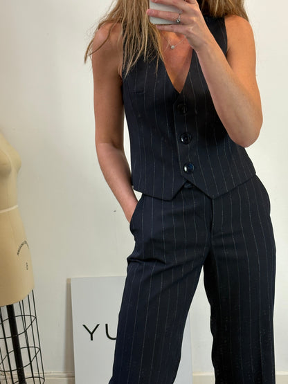 SCRIPTA. Traje de chaqueta azul marino con chaleco