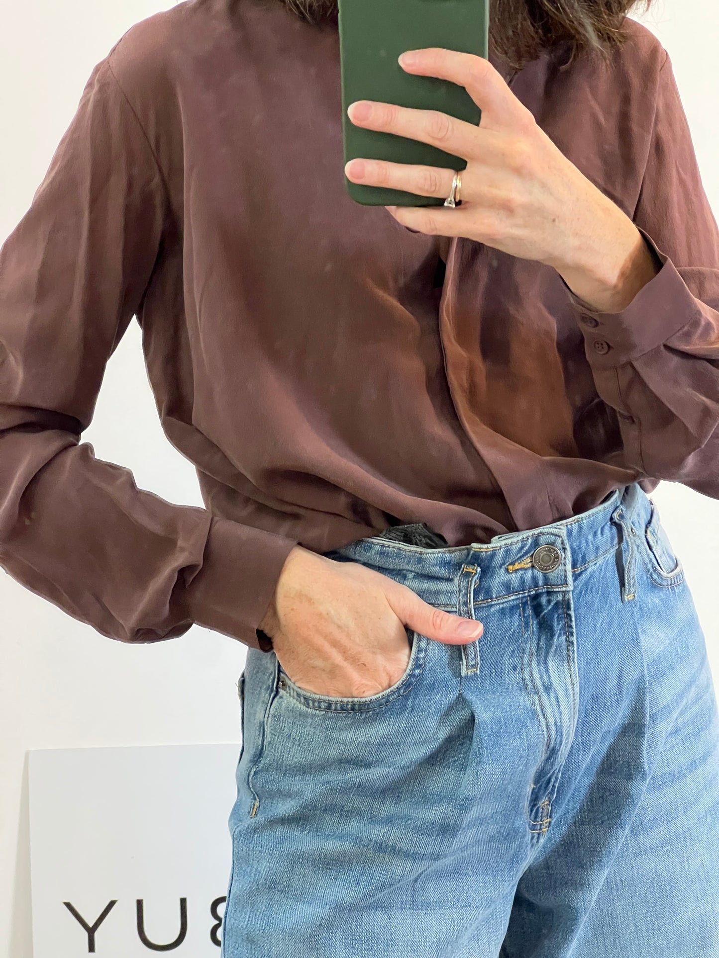 &OTHER STORIES. Blusa marrón seda T.34