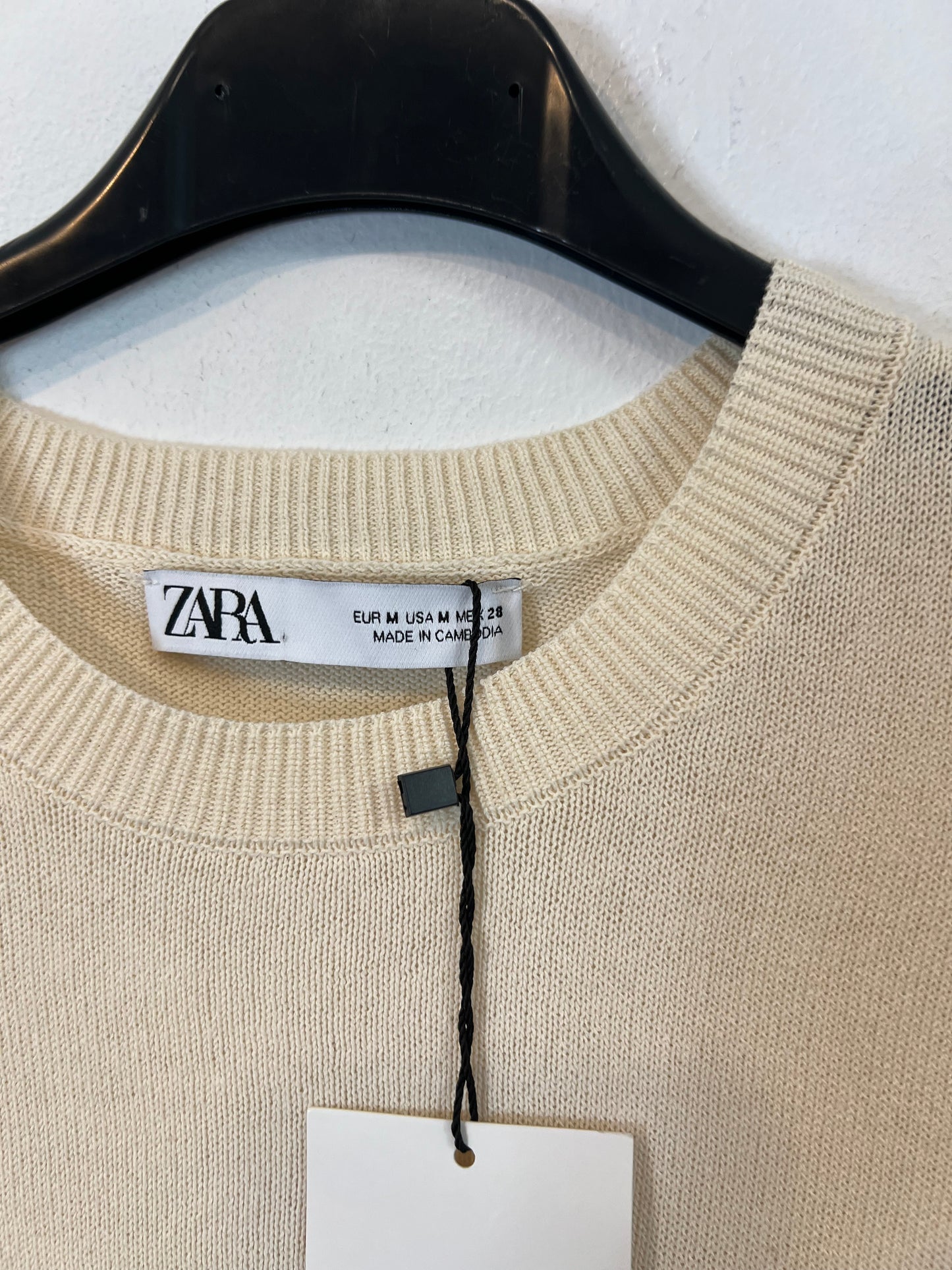 ZARA. Vestido punto beige T.m