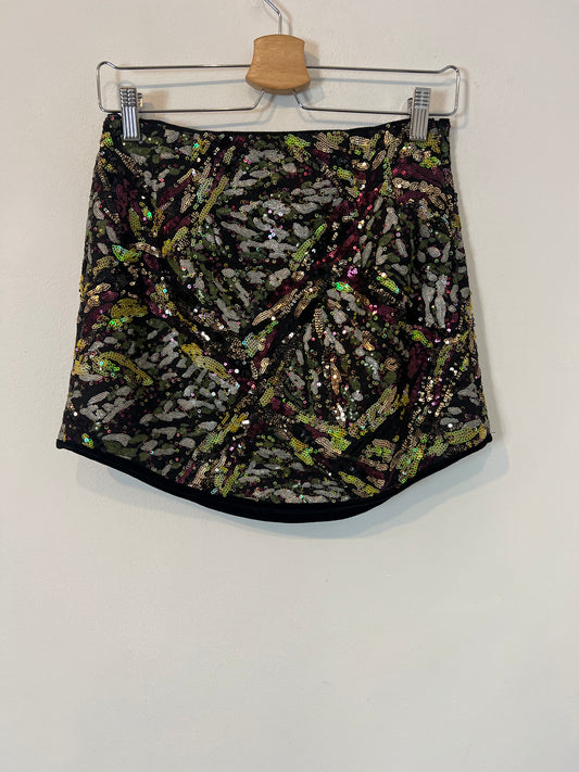 ZARA. Falda corta lentejuelas