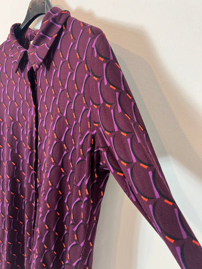 SURKANA. Total look estampado retro. T M