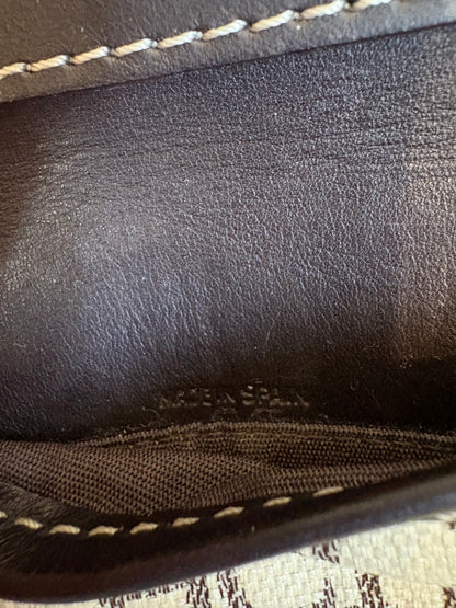 CAROLINA HERRERA. Bolso bandolera anagrama