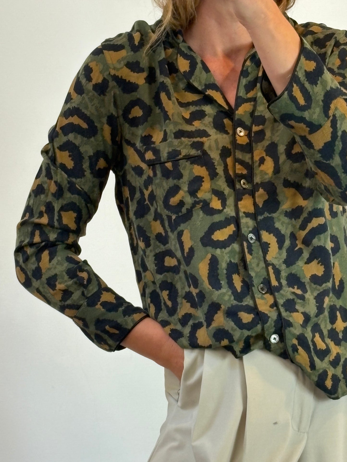 ZADIG & VOLTAIRE . Blusa fluida camo