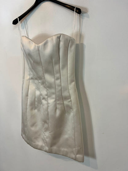 H&M  EDITION. vestido beige palabra de honor