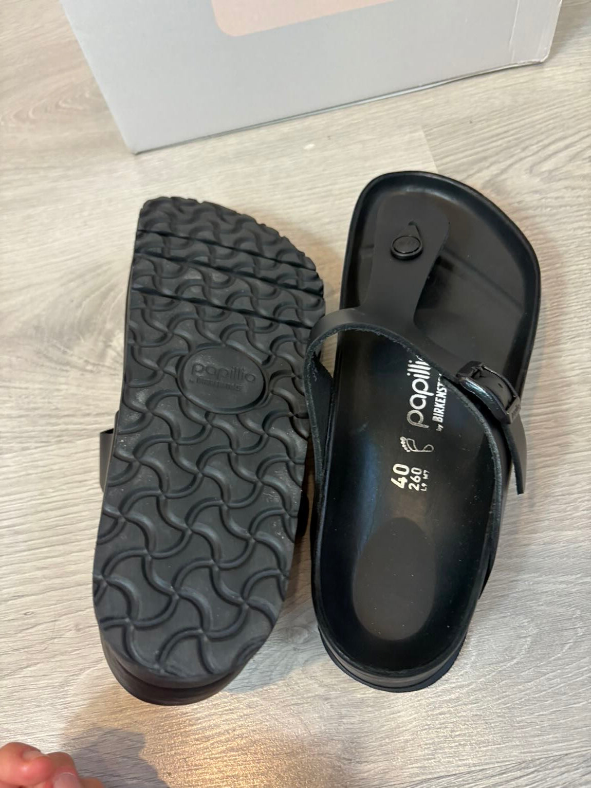 BIRKENSTOCK . Sandalia negra line Papillio. T 40