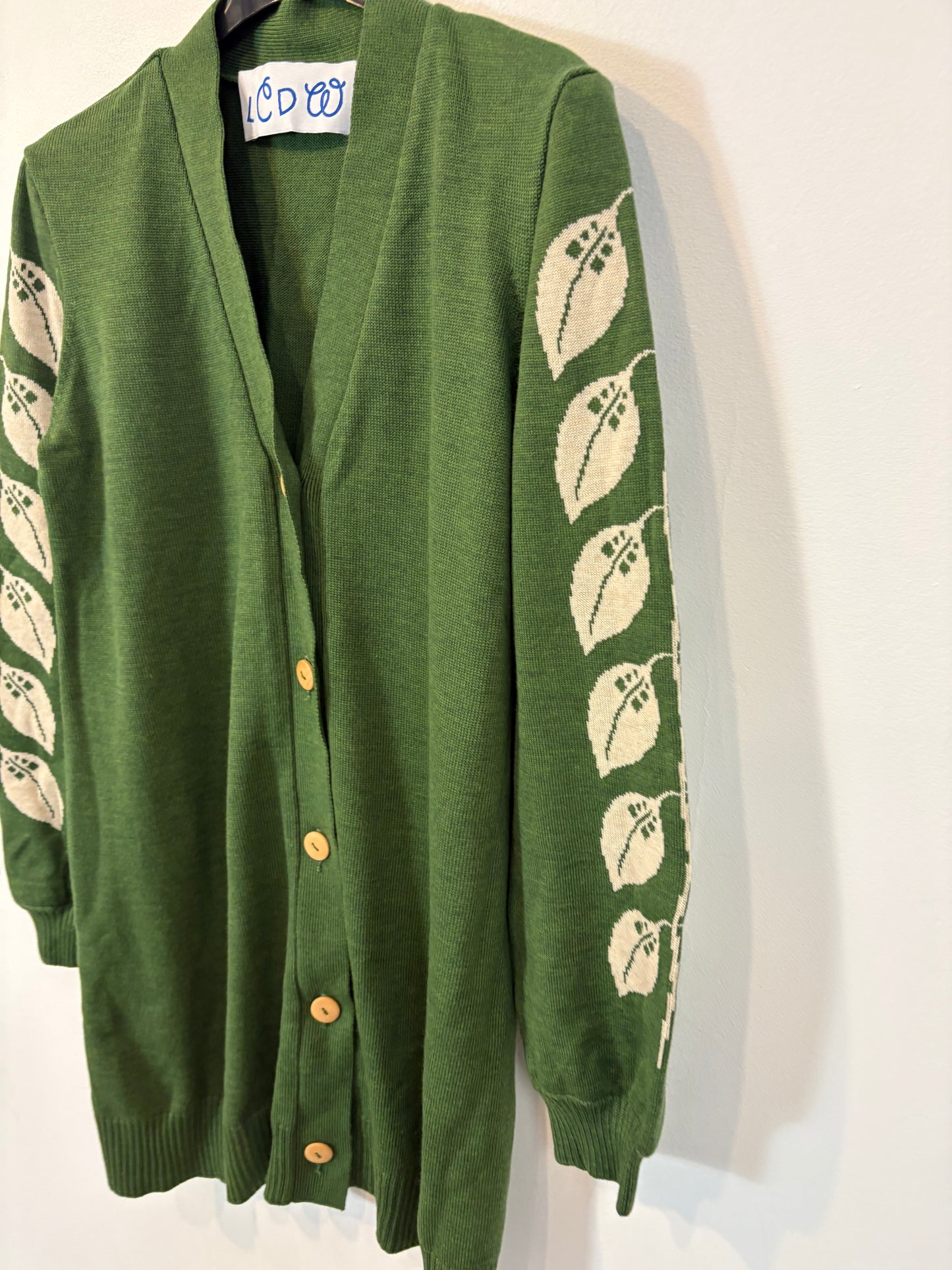 LA CASITA DE WENDY. Chaqueta lana verde hojas