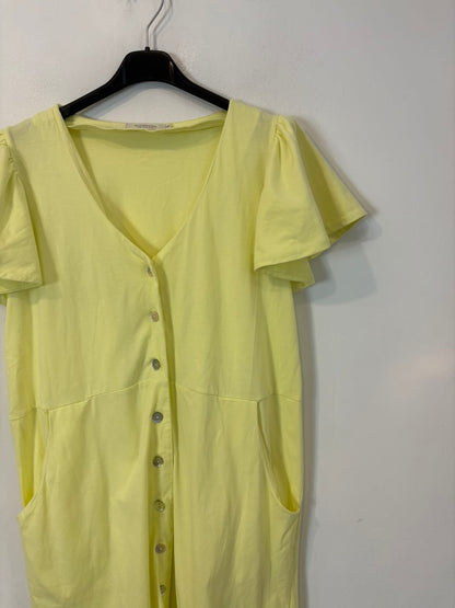 KOTIDIANO. Vestido algodón abotonado flúor