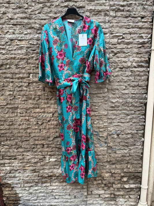 SANDRO. Vestido seda asimétrico