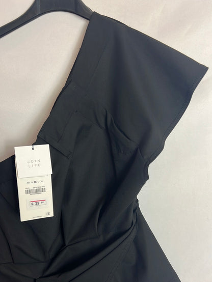 ZARA. Top negro asimétrico. T M