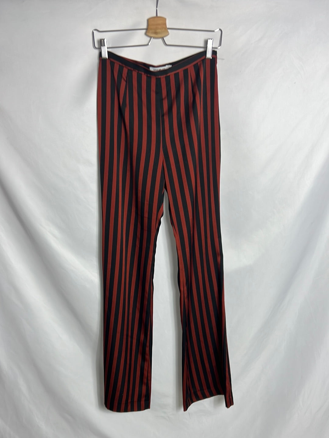 SOPHIE&amp;LUCIE. Striped satin total look. Size 36
