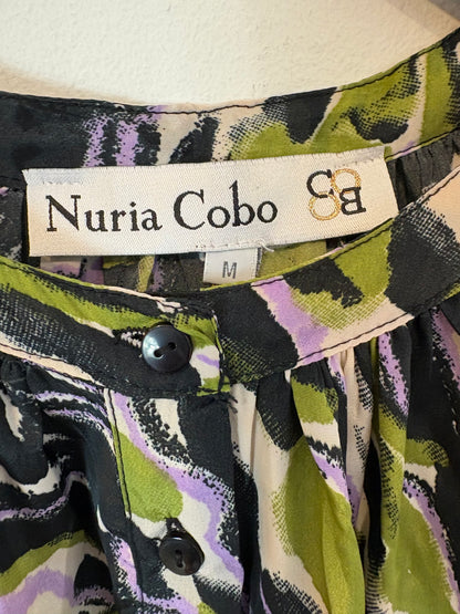 NURIA COBO. Blusa estampada fluida