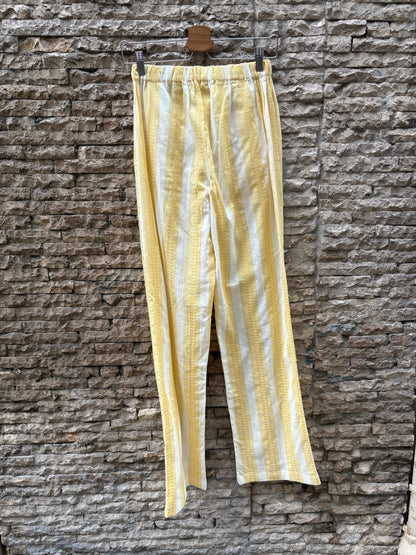 JOSEPHINE. Pantalón rayas textura