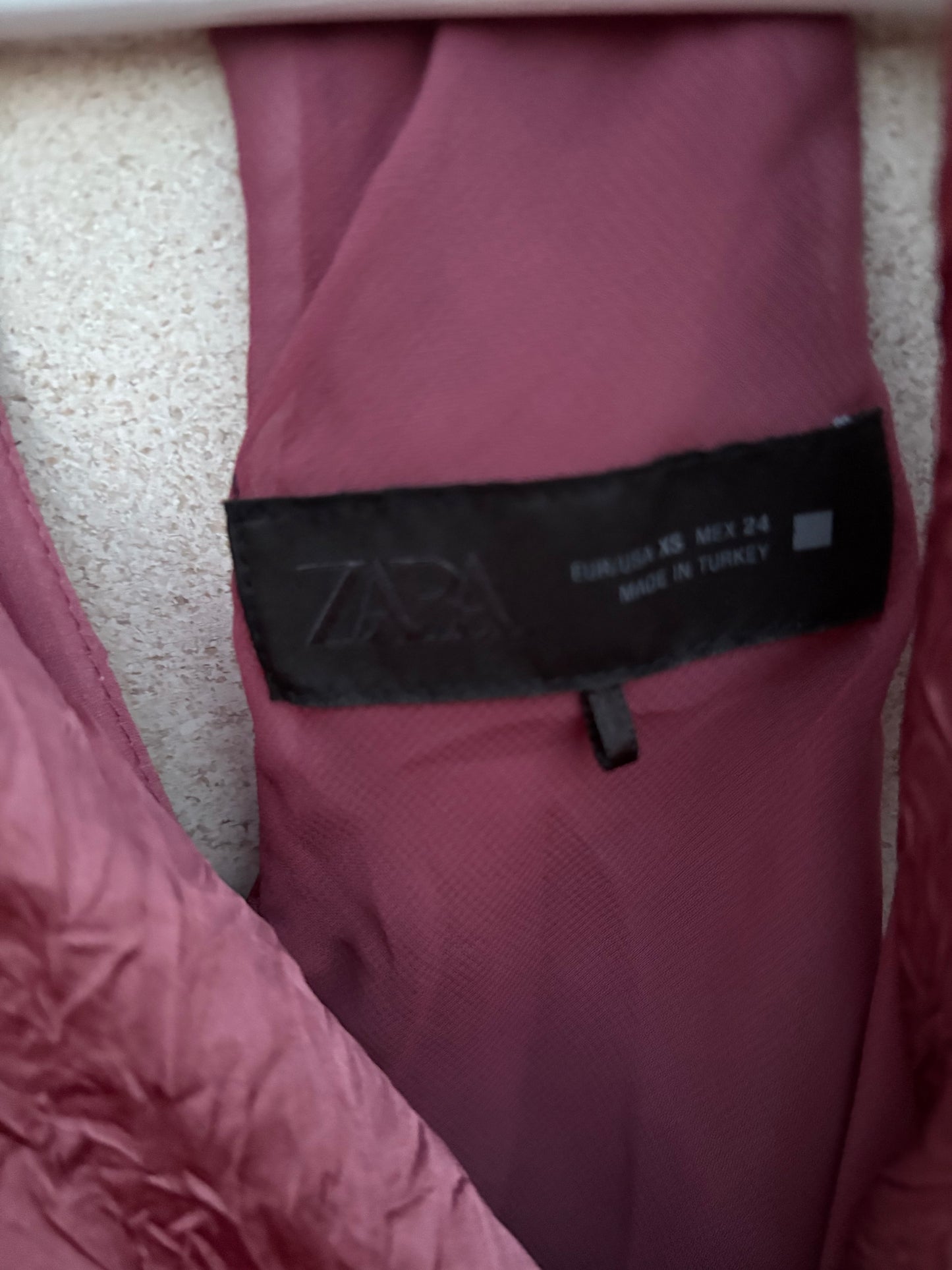 ZARA. Vestido midi combinado plisado