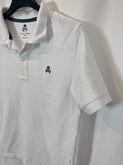 SCALPERS. White polo shirt with green logo. 10 years old.