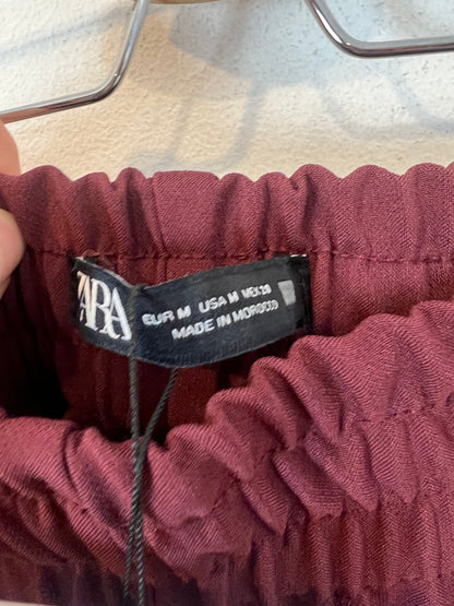 ZARA. Total look fluido burdeos. T M