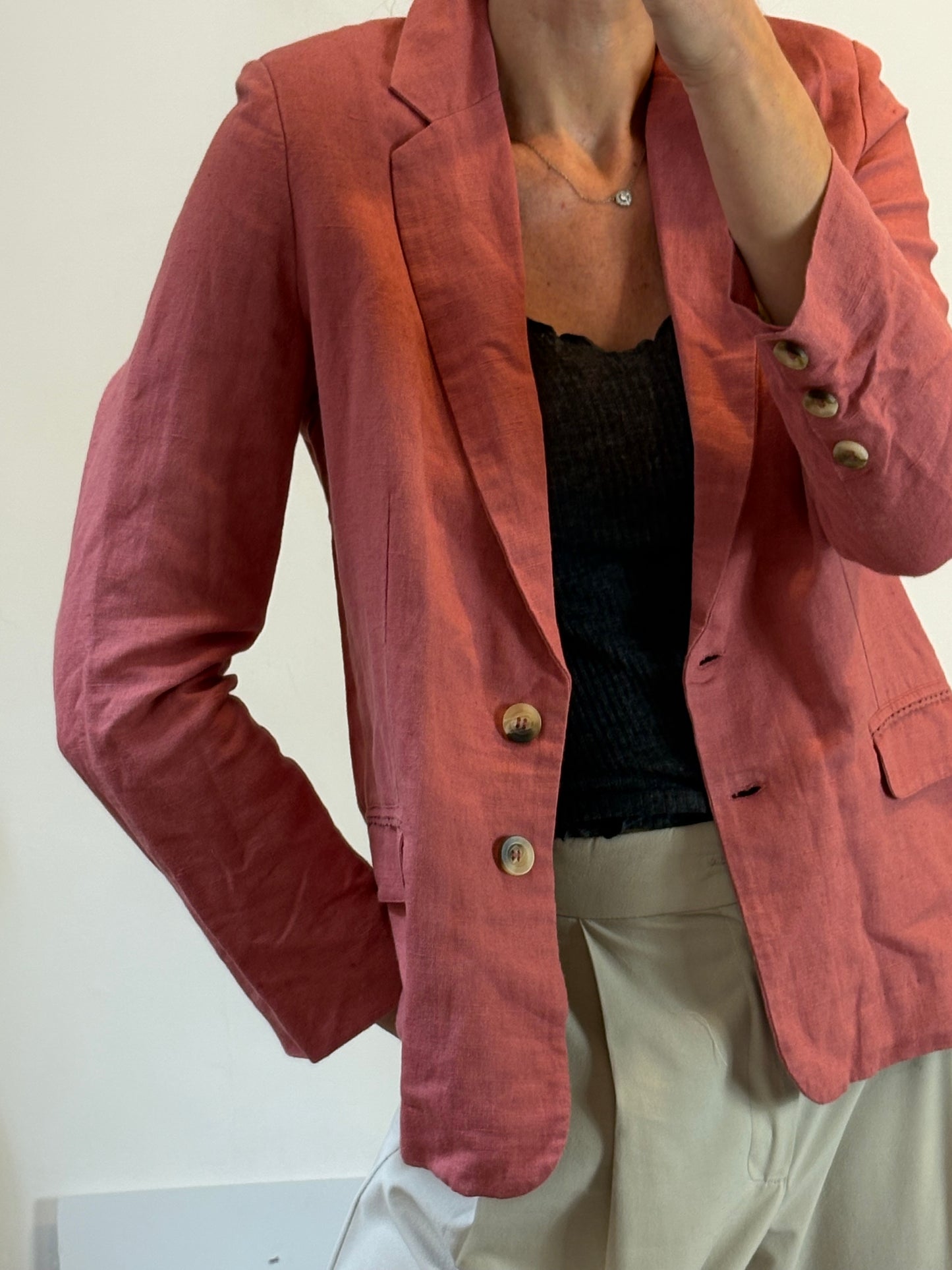 LOUISE MISHA. Blazer lino rosa palo.
