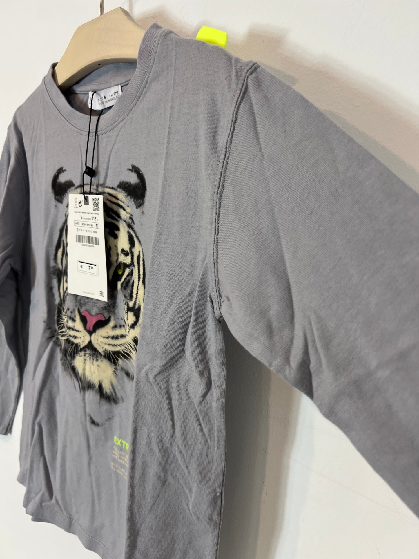 ZARA. Tiger gray T-shirt. Size 6 years