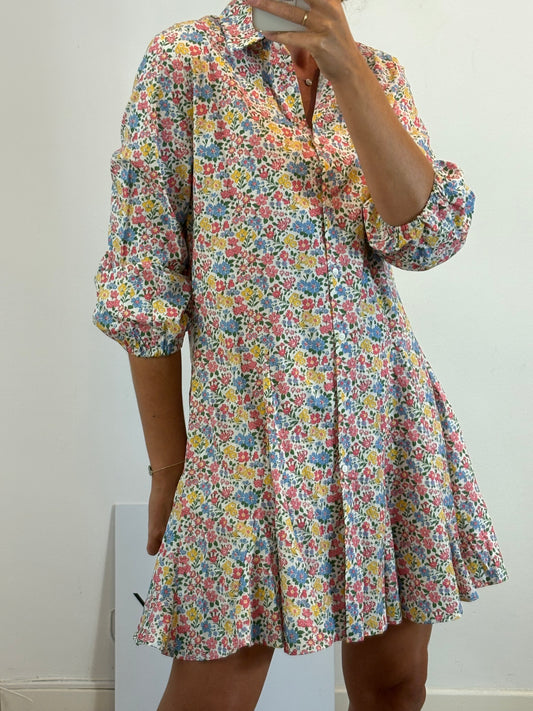 OTRAS. Vestido corto estampado flores. T. L