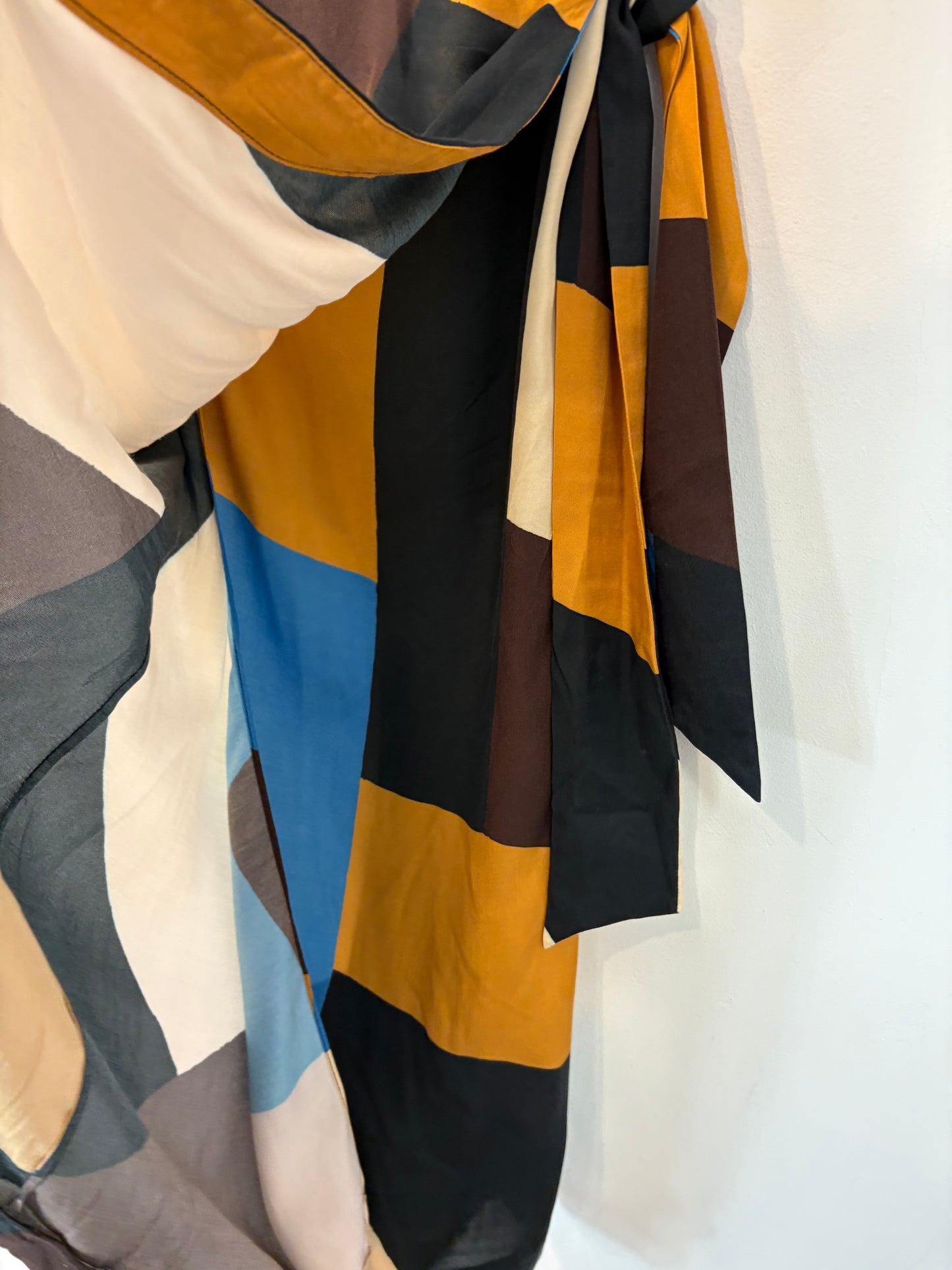 BARILOCHE. Houndstooth trousers size 36