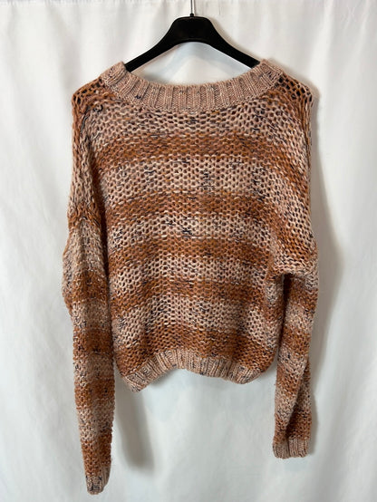 VILA. Orange-toned Ts sweater