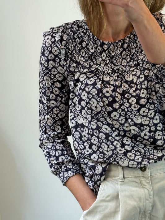 INDI & COLD. Blusa estampada nido de abeja