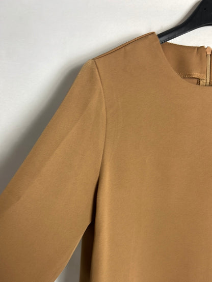 OTRAS. Blusa camel fluida. T S