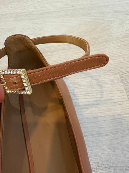 LACHOIX. Bailarina piel hebilla camel T 40