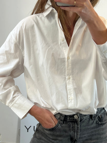 ZARA. White shirt with button detail on the back. TM