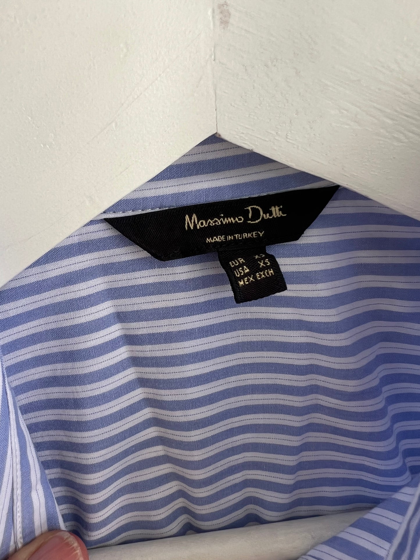 MASSIMO DUTTI. Camisa rayas bolsillos. T XS