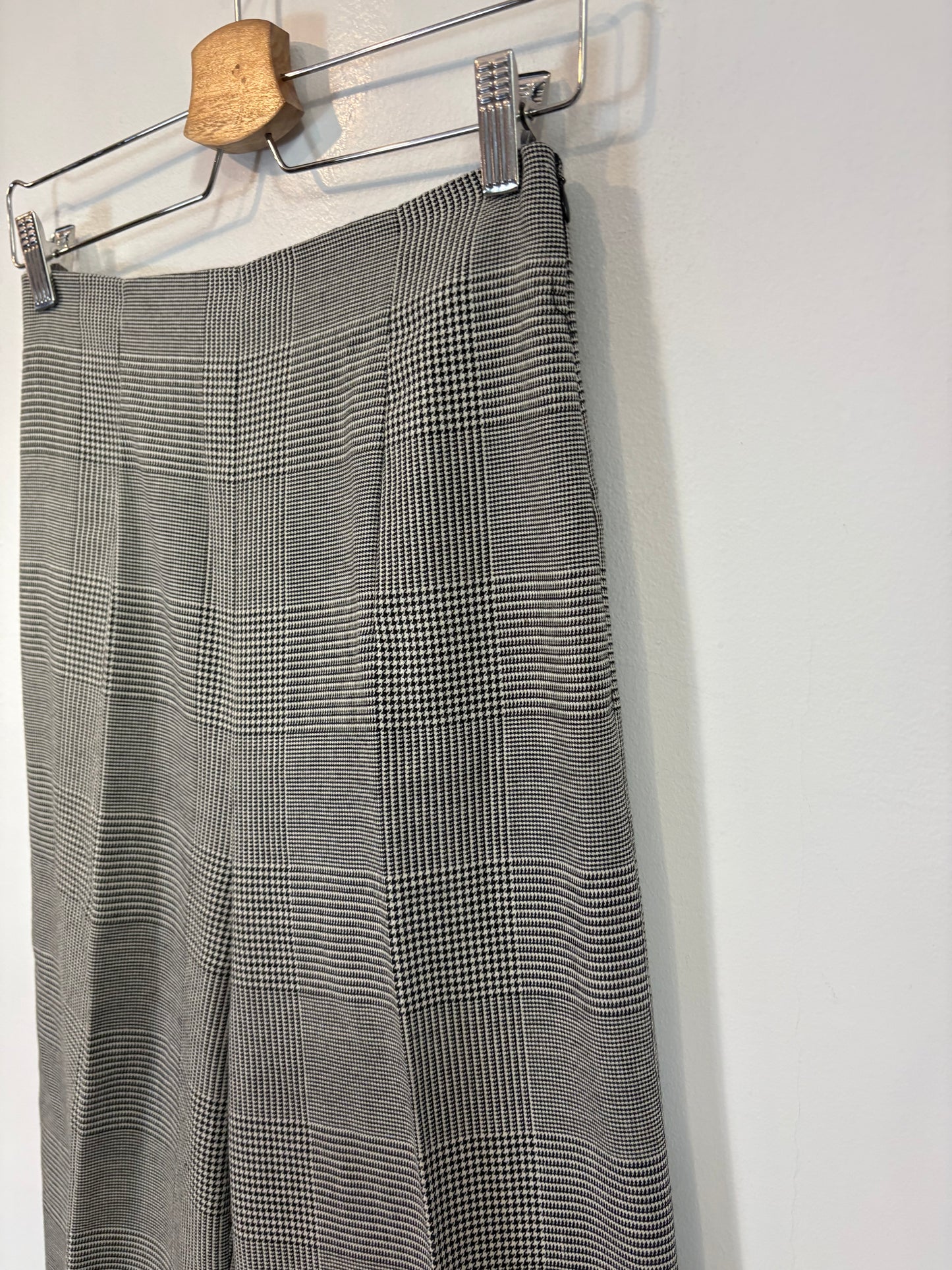 ZARA. Mustard textured back top. TS