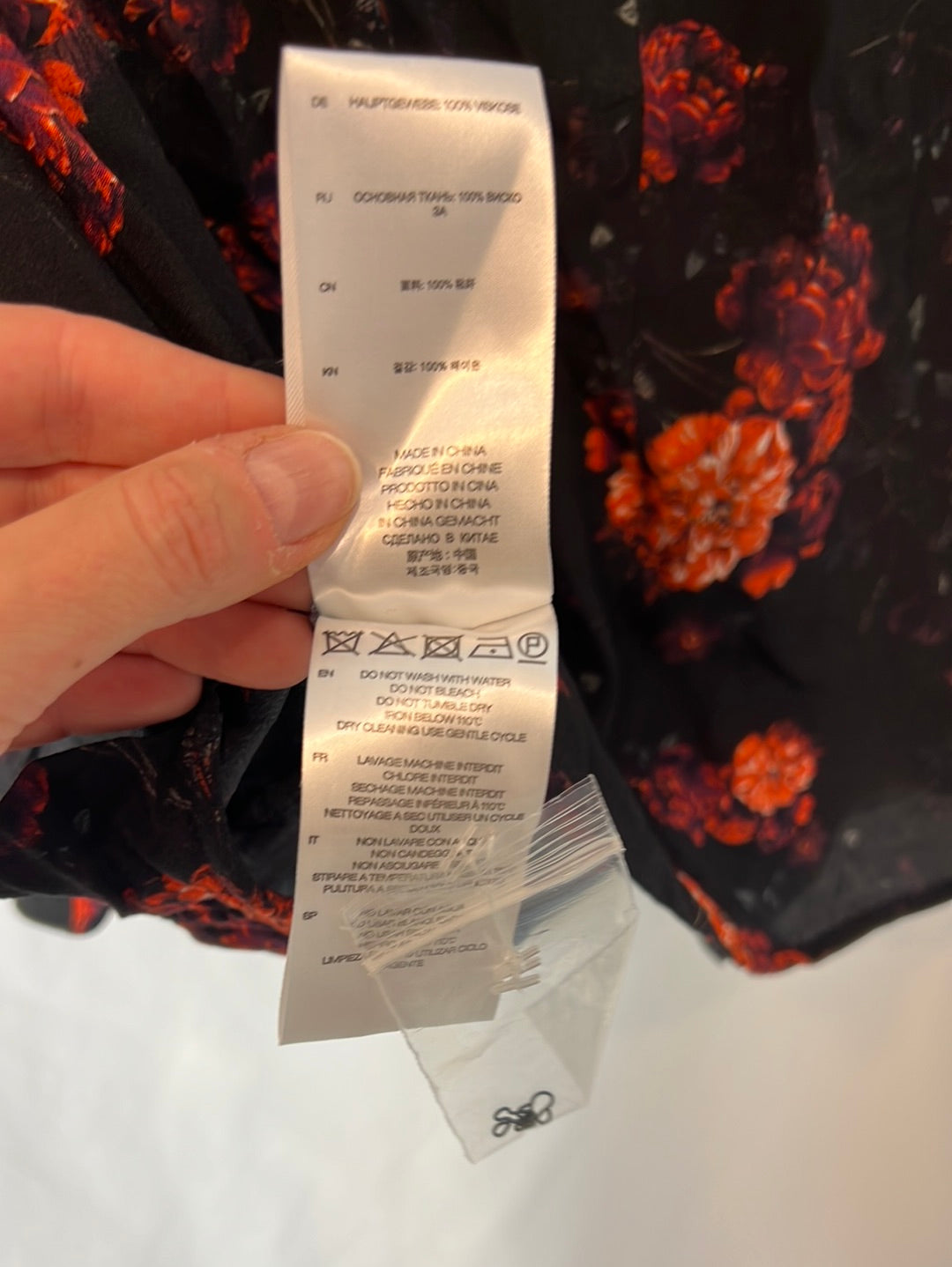 IRO. Short floral print skirt. Size 40