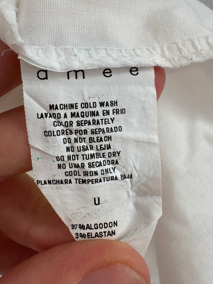 AMEÉ, White shirt with pocket. TS
