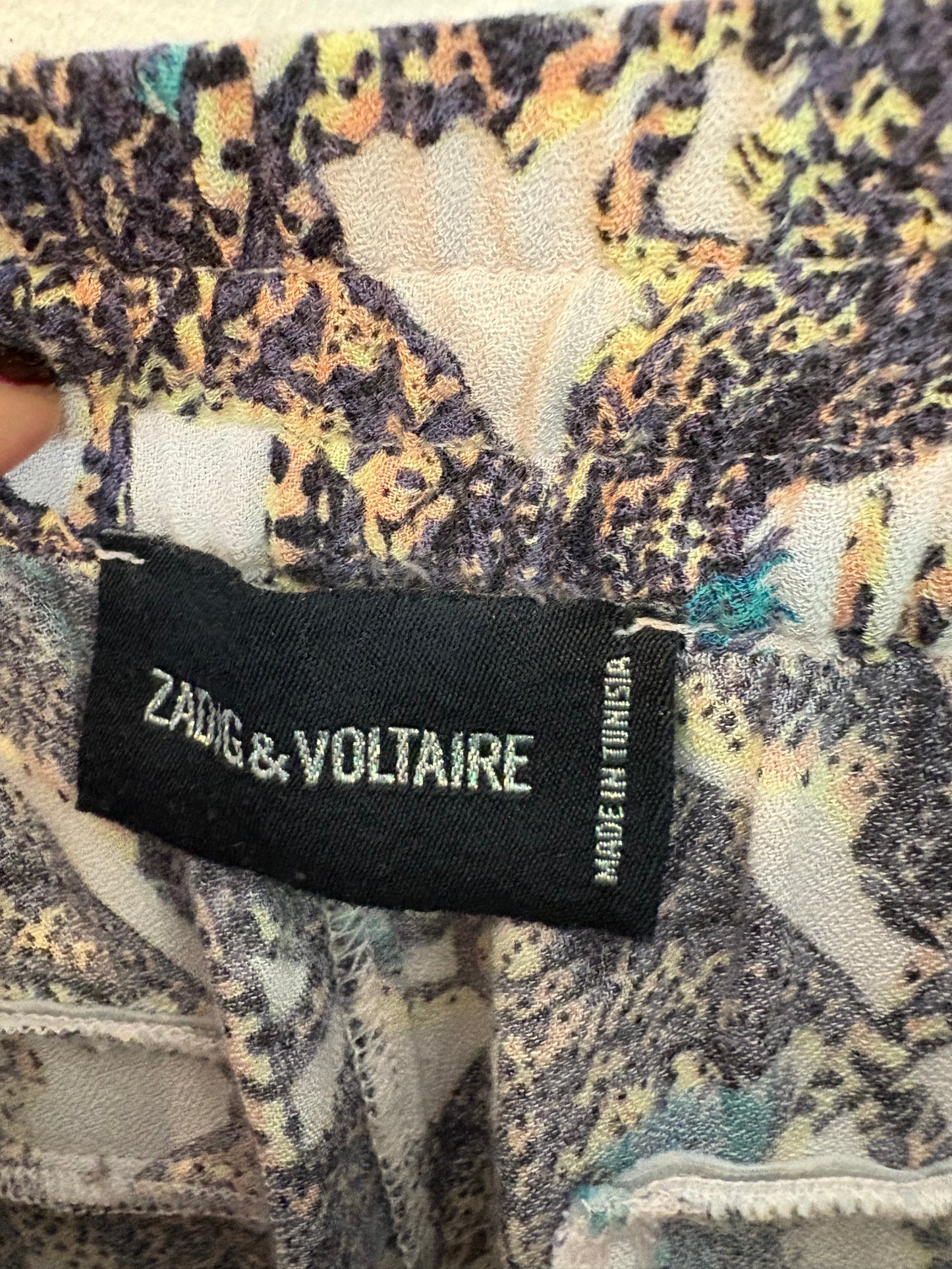 ZADIG&VOLTAIRE. Pantalón fluido estampado tropical. T 36